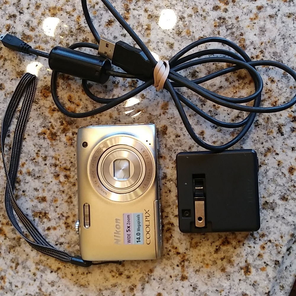 Nikon Coolpix S3100